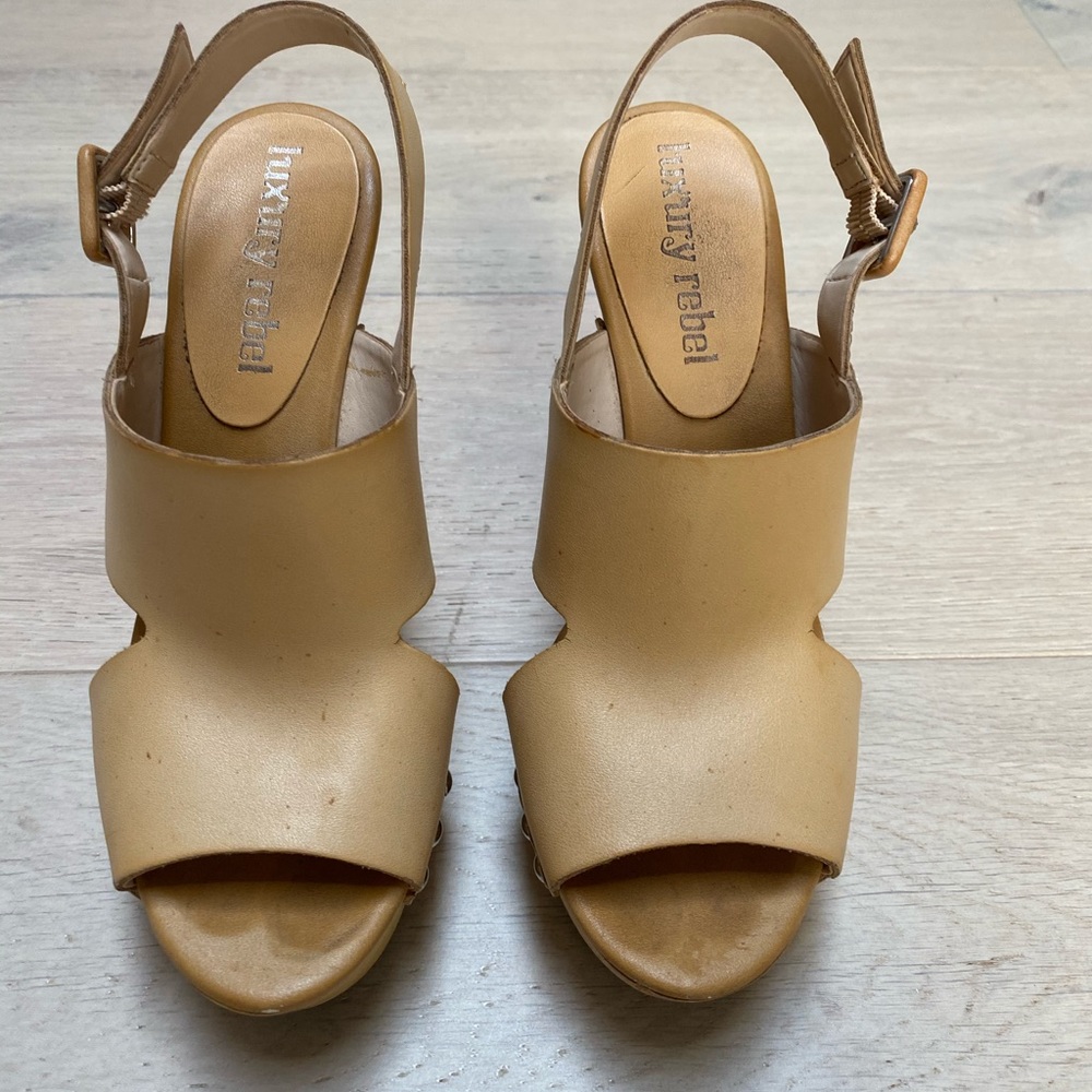 LUXURY REBEL WOOD WEDGES